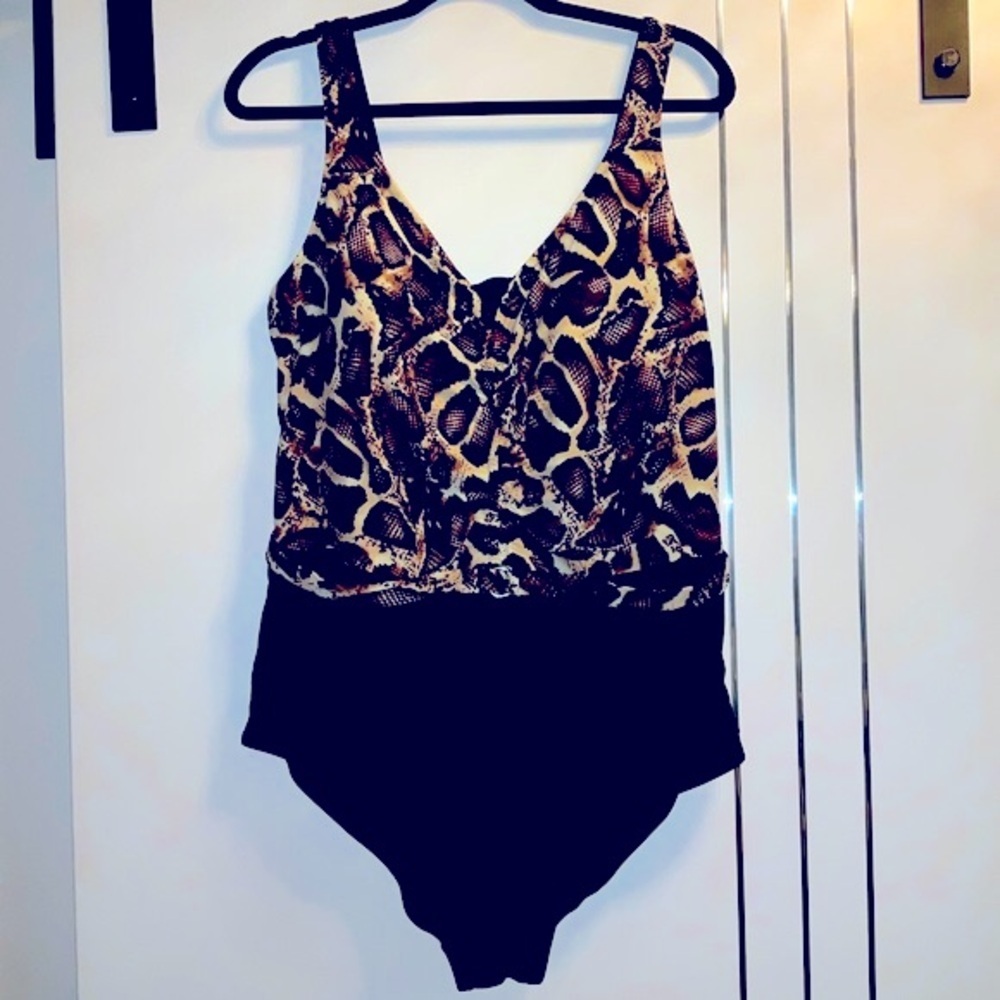 Plus Size 2X One Piece Animal Print Swimsuit with Tummy Tamer